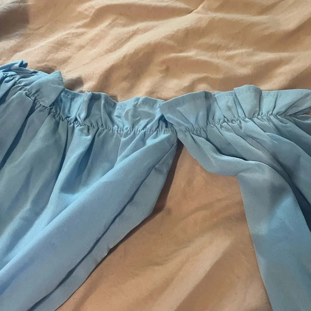 Blue Off-Shoulder Ruffled Top - Picture 3 of 4